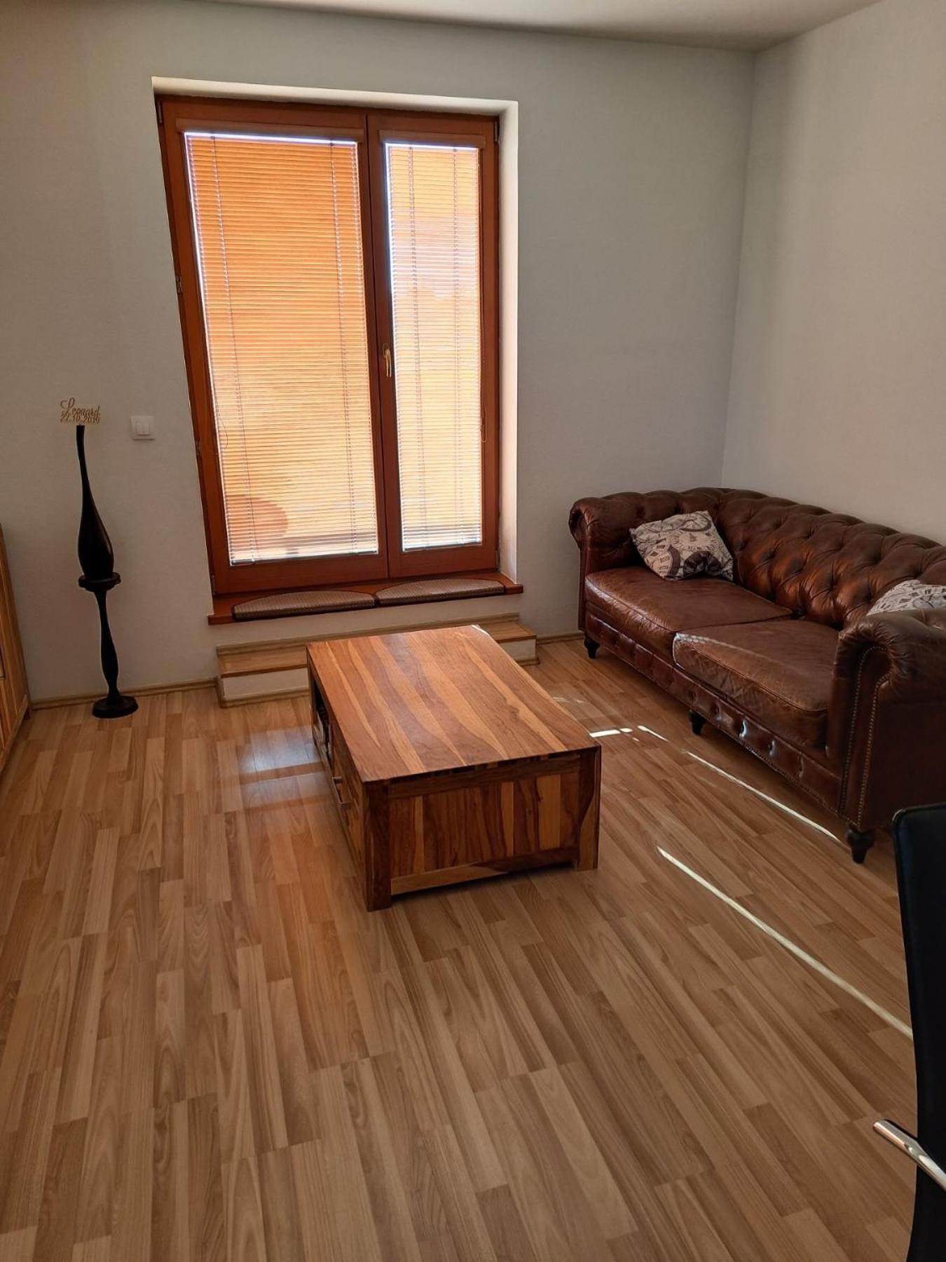 Apartament In The Center Of Poprad-Free Parking Exterior foto